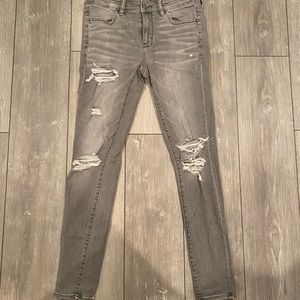 Grey women’s american eagle jeans